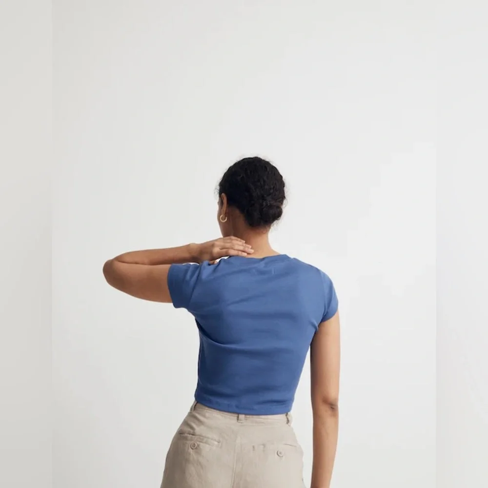 Madewell Dusty Twilight Blue Supima Rib Crop Tee size Medium EUC - Picture 3 of 9